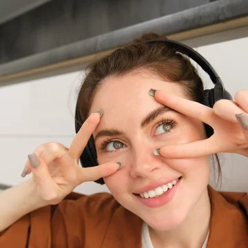 5 Skvelých výhod nosenia kontaktných šošoviek