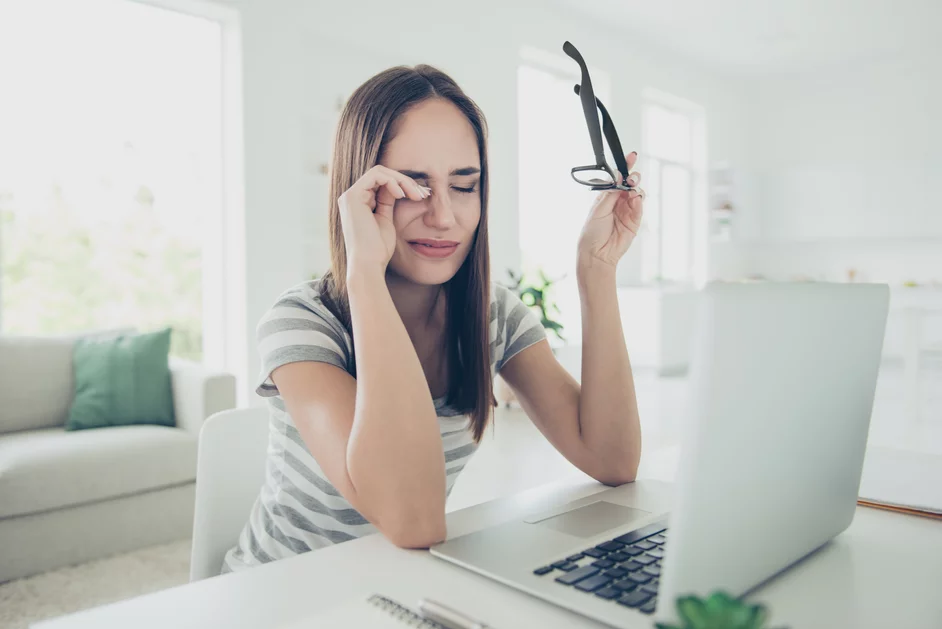 Očná optika pre moderný život: Ako okuliare na PC ochránia vaše oči pred digitálnou únavou? - Optik Morvay